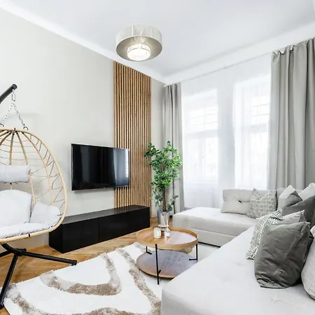 Spacious Apartment Near Prague Center Exteriér fotografie