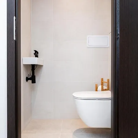 Spacious Apartment Near Prague Center Exteriér fotografie
